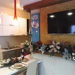 Sea View Beachfront Апартаменты Марсалфорн
